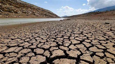 Fighting towards freshwater shortage (Day Zero)